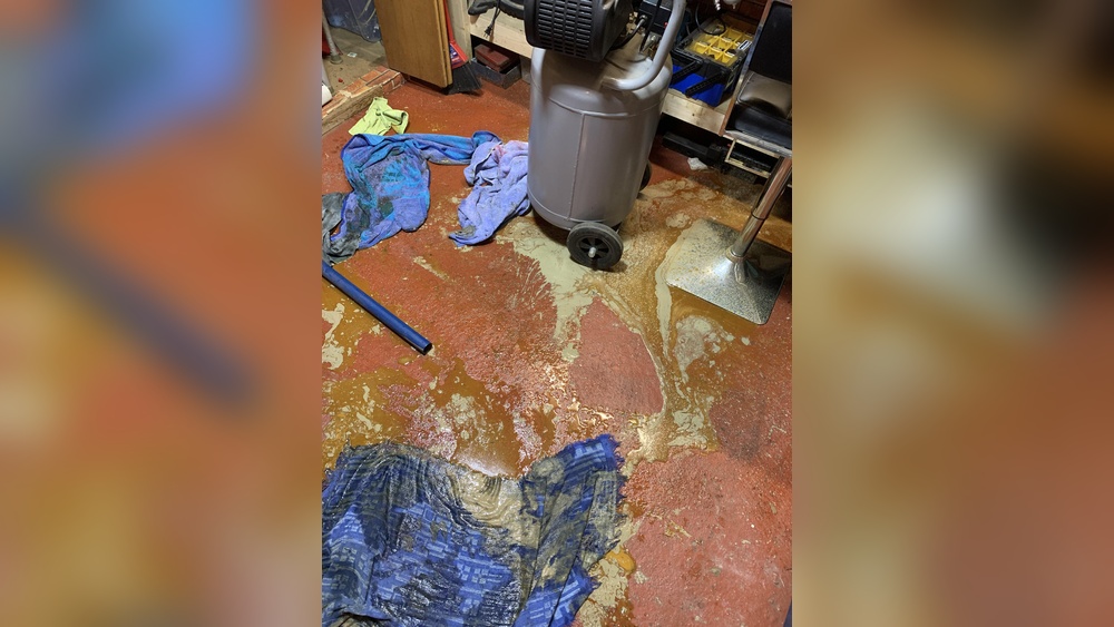 How to Clean Air Compressor Tank